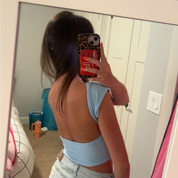 SHEIN Sky Blue Twist Front Crop Top - Picture 2 of 3